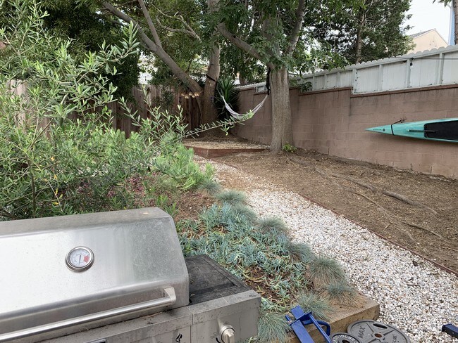 Foto del edificio - 614 Sheldon St