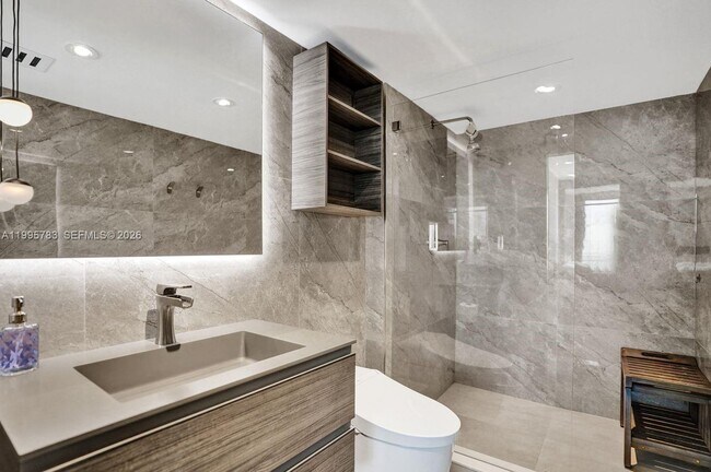 Foto del edificio - 90 Alton Rd