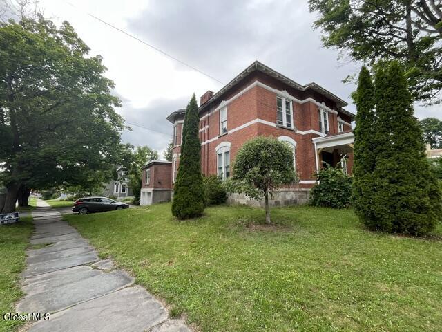 Building Photo - 215 S William St