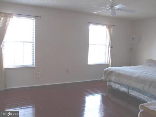 Building Photo - 39 O'Neill Ct