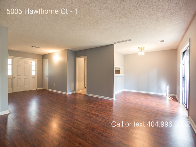 Building Photo - 5005 Hawthorne Ct SE