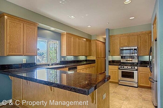 Building Photo - 5 br, 3 bath House - 2310 Muriel Dr