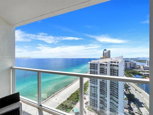 Building Photo - 16699 Collins Ave