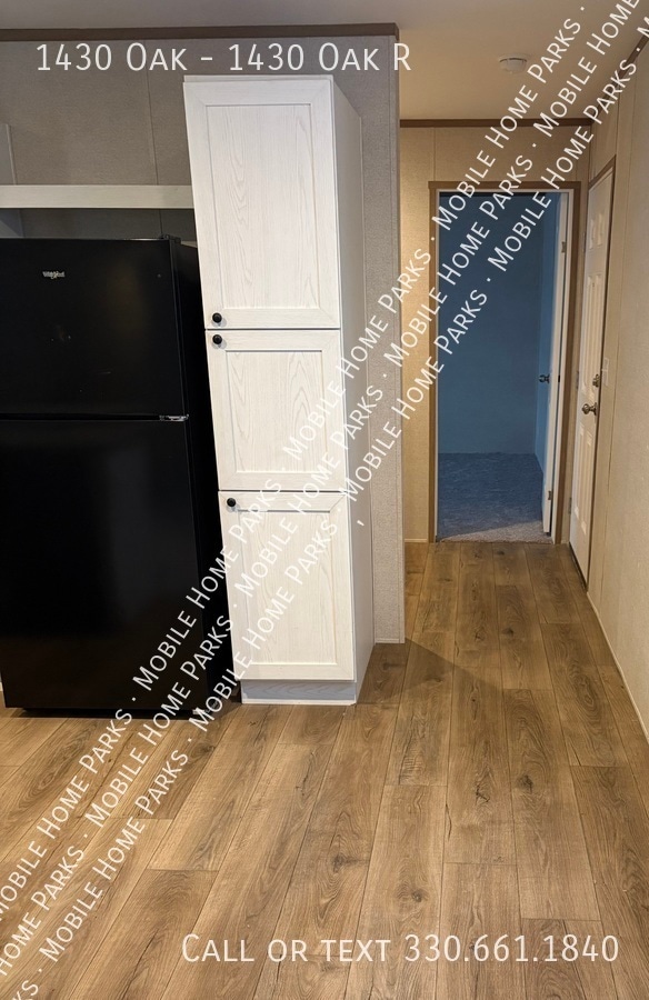 Building Photo - 1430 Oak St