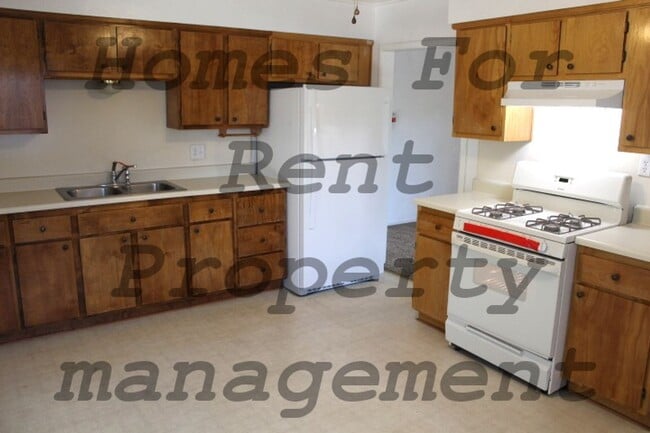 Foto del edificio - 823 N Division St