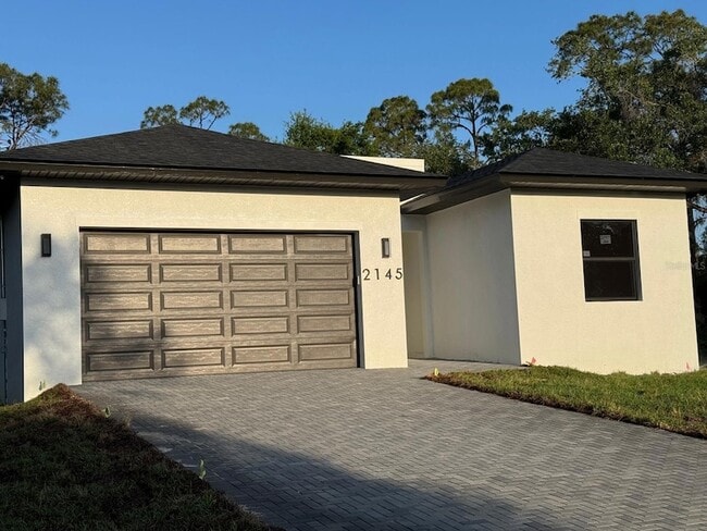 Foto del edificio - 2145 Redmond St