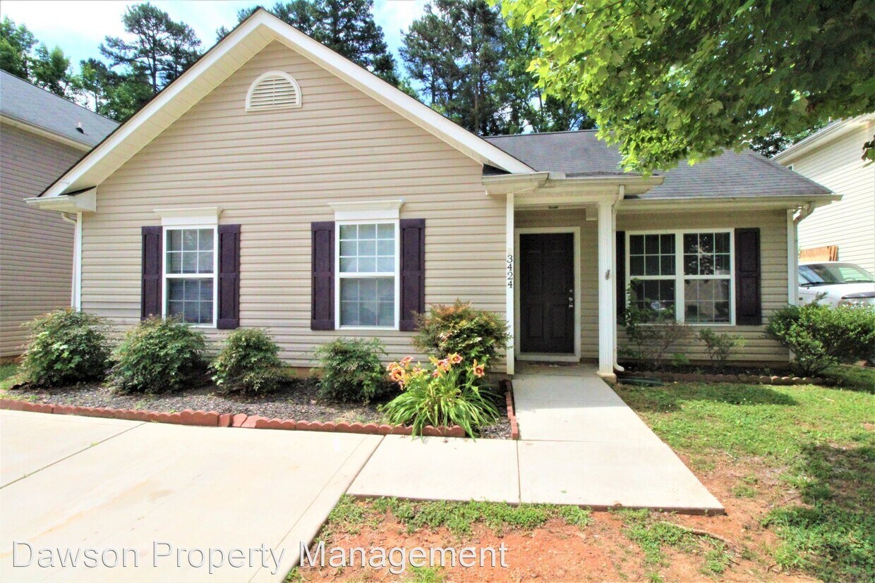 3 br, 2 bath House 3424 Kelsey Emma Ct House for Rent in Charlotte