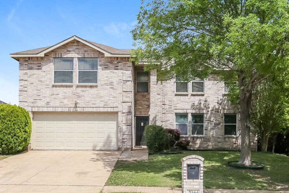 Foto principal - 2044 W Grove Ln