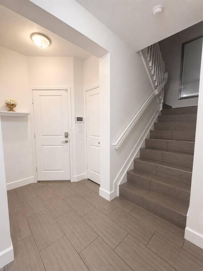 Building Photo - 4822 NW 56th Ct