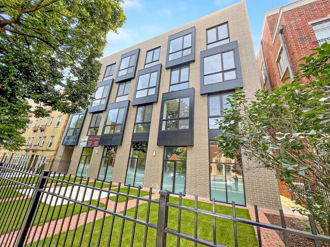 Foto del edificio - 1313 W Loyola Ave