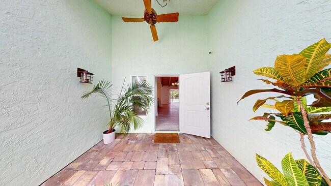 Building Photo - 3BR/ 3BA Pool Home   *Palm Beach Gardens * Near Burns Rd Aquatic Center & Park * No HOA*