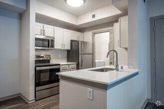The Parker - Kitchen - Lakeshore at Preston