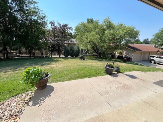 Foto del edificio - 2 Bed/2 Bath Townhome For Rent in South Sioux Falls!!