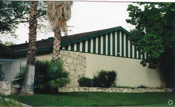 Primary Photo - 2142 Sunrise Ln
