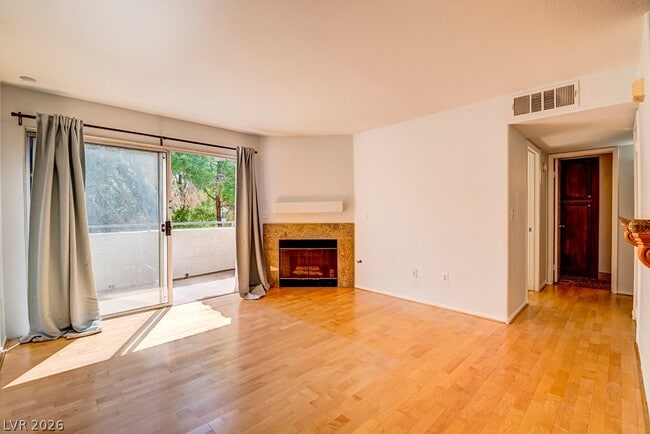 Building Photo - 3060 Casey Dr