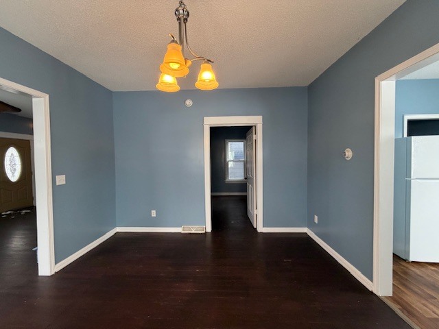 Building Photo - 420 S Olive St