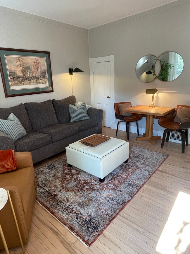 Foto del edificio - 1737-1/2 S 10th St