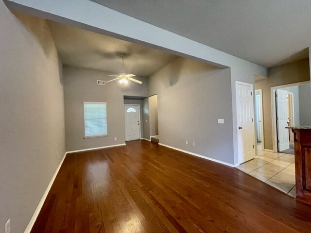 Building Photo - 3103 SW Deerfield Blvd