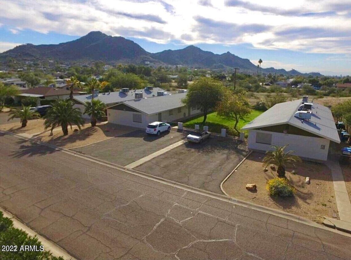 Foto principal - 1317 E Carol Ave