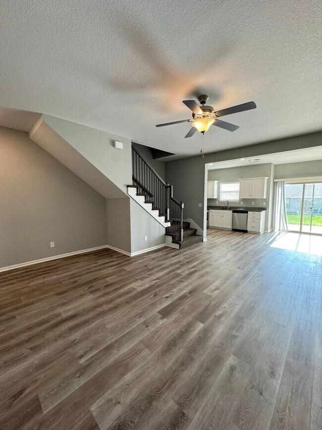 Foto del edificio - Charming 2 Bedroom, 2.5 Bath Townhome with...