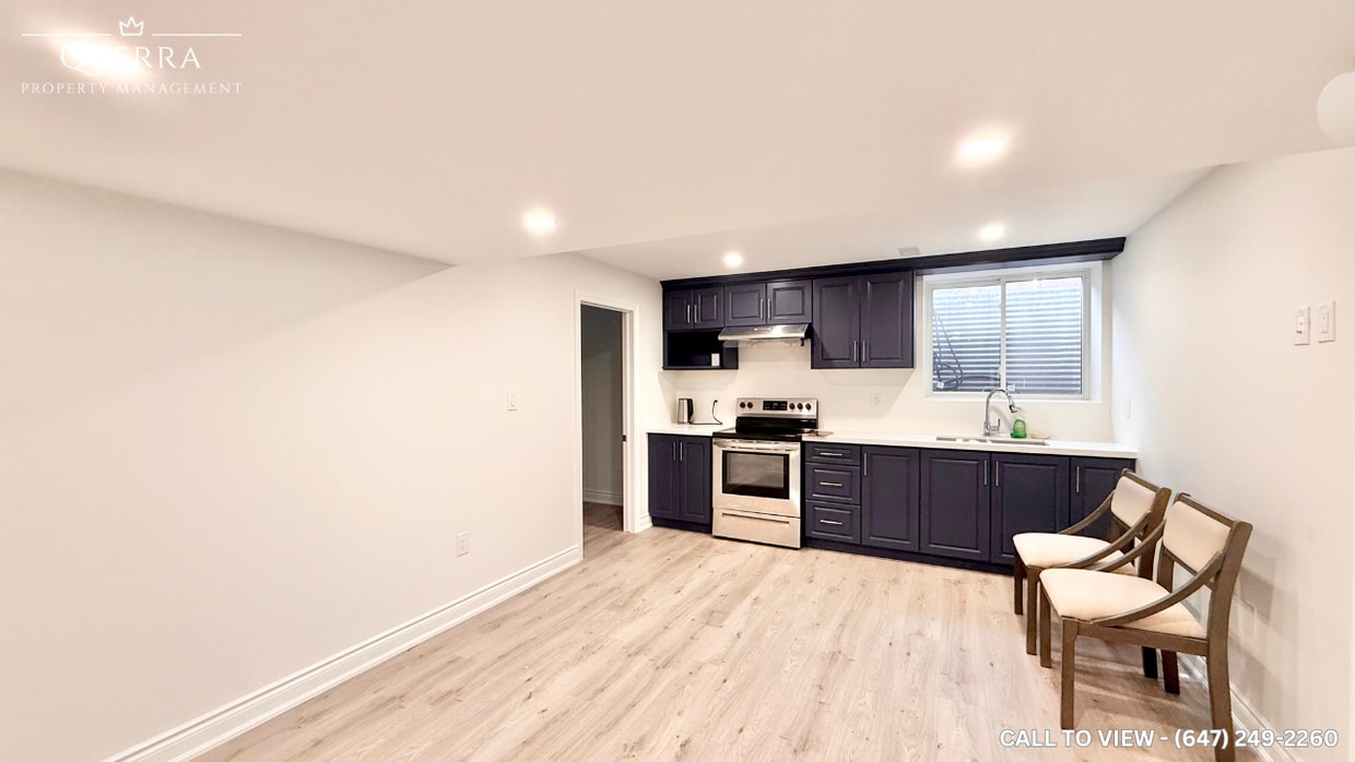 Primary Photo - 1368 Kovachik Blvd