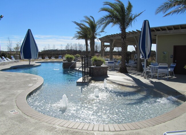 Foto del edificio - FOR RENT IN SUGAR MILL POND!