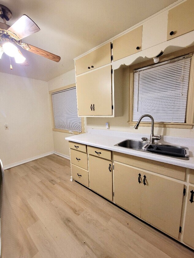 Foto principal - 1408 Torney Ave