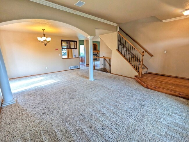 Photo - Gorgeous 5b 3b Single Family Home w/ a View