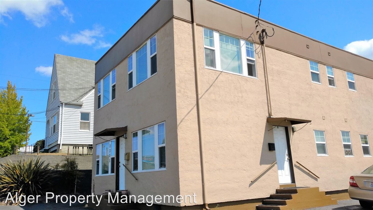 2305 6th St, Bremerton, WA 98312 Apartment for Rent in Bremerton, WA