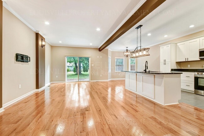 Foto del edificio - 1219 Etawah Ave