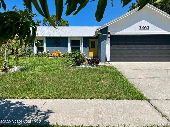 Building Photo - 3463 Mazur Dr