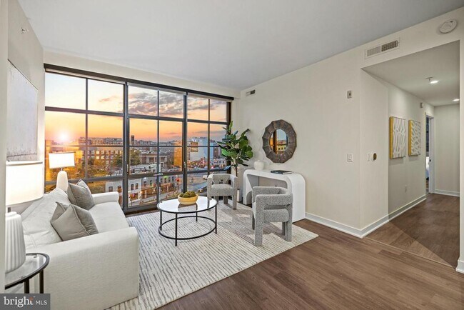 Foto del edificio - 2030 8th St NW