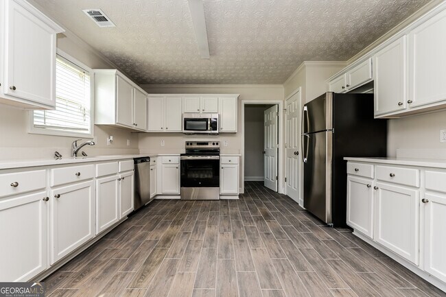 Foto del edificio - 601 Rangeley Meadows Ct