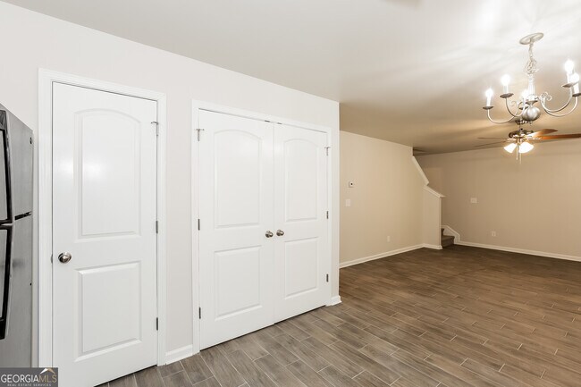 Foto del edificio - 508 Brady Dr