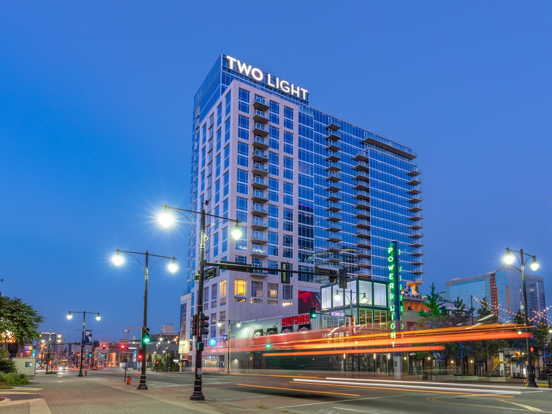 Two Light Luxury Apartments Apartments in Kansas City, MO