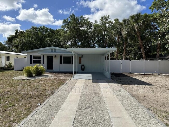 Photo - 2200 Floyd St House