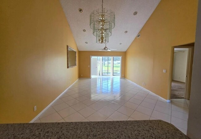 Building Photo - 10780 Waterberry Dr