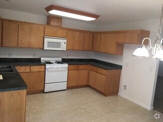 Building Photo - 5468 B Sawmill Road