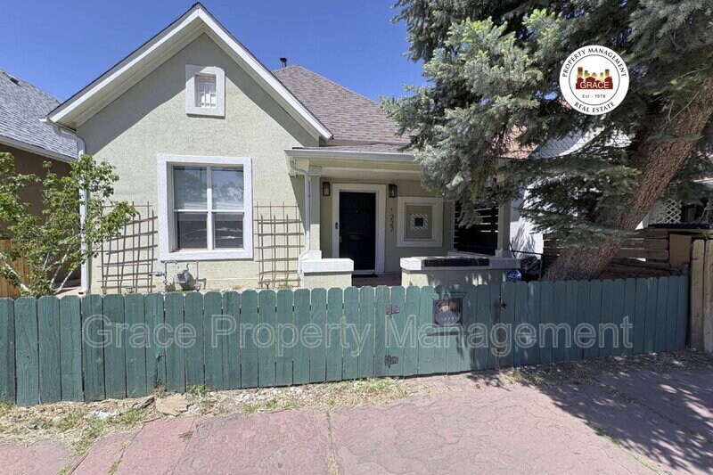 Foto principal - 1227 E M.L.K. Jr Blvd