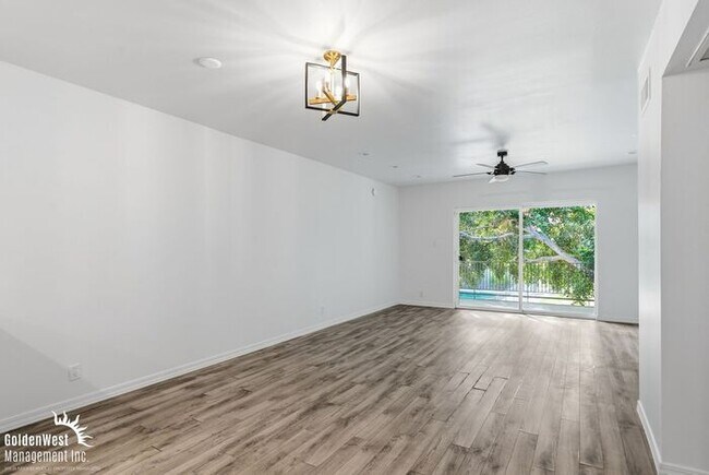 Foto del edificio - Modern 2Bdm 2Ba Condo in Phoenix Midtown with Pool Views