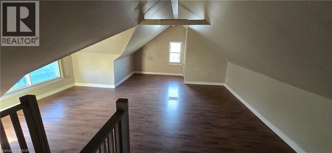 Building Photo - 42 Madison Ave N