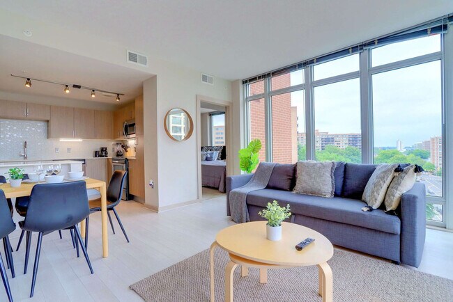 Foto del edificio - 22202 18th St S