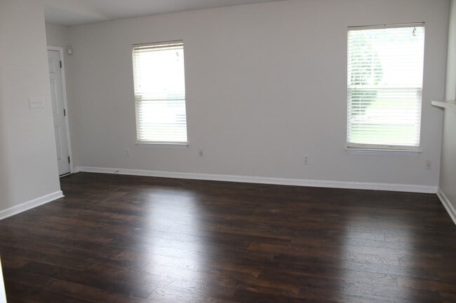 Building Photo - 3809 Satinleaf Dr