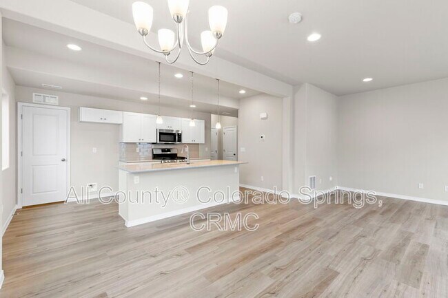 Building Photo - 6106 Venado Grv