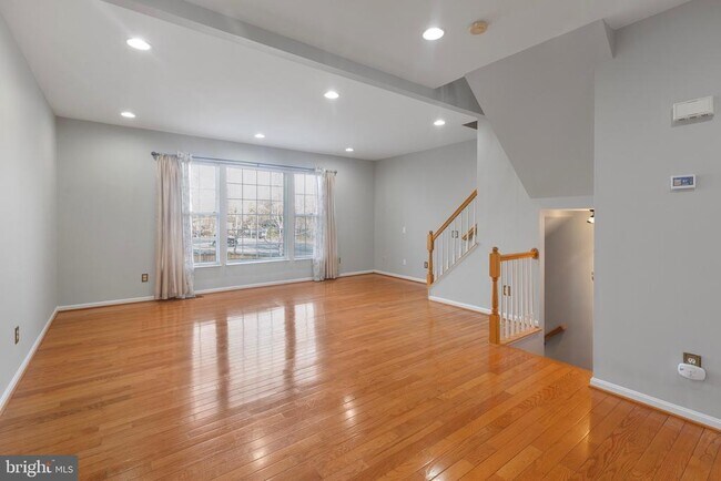 Foto del edificio - 13503 Bannacker Pl