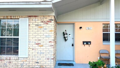 Building Photo - 7065 Balboa Dr