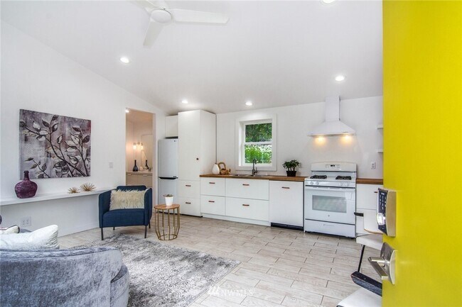 Foto del edificio - 2817 29th Ave S