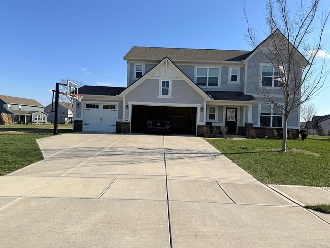 Building Photo - 15453 Awaken Dr