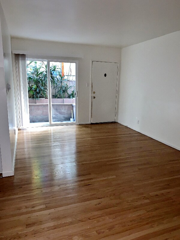 1231 N Formosa Ave Unit 9, West Hollywood, CA 90046 Apartment for