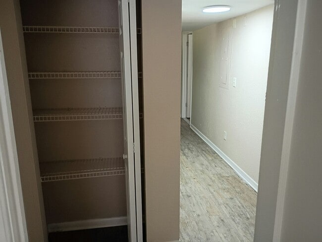 Building Photo - 10592 Haverford Rd